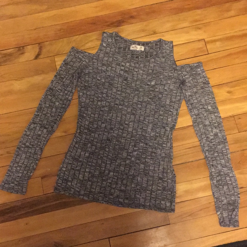 Long sleeve, gray shirt, size: MD